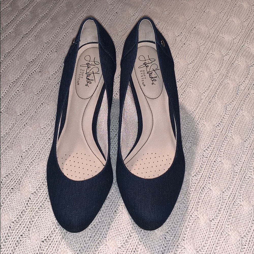 👠High heels.💙